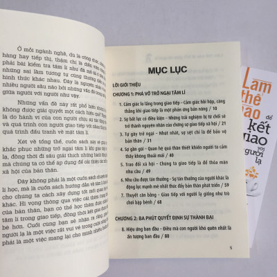 Làm Thế Nào Để Kết Giao Với Người Lạ (kèm bookmark)