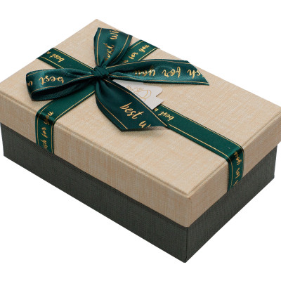 Hộp Quà Chữ Nhật C212 - 16 x 10 x 6 cm – Giao màu ngẫu nhiên