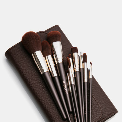 Bộ 10 Cọ trang điểm chuyên nghiệp kèm bao da - nâu Chocolate Set in A case INGLOT
