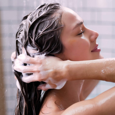 Dầu xả NATUFRÈS French Chic Rượu Vang Đỏ - Phục hồi hư tổn, suôn mượt óng ả 250ml