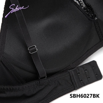 Áo Lót Mút Dày Vừa Phối Ren Nâng Ngực Tự Nhiên Không Gọng Basic Soft Doomm By Sabina Invisible Wire By Sabina SBH6027BK