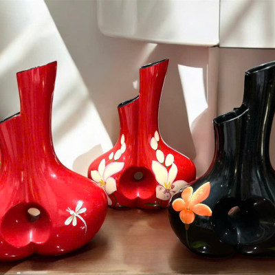 Bình hoa sơn mài Thanh Bình Lê- Bình đôi tình yêu liền nhau  size 35x26x12 cm dùng  cắm hoa, trang trí, quà tặng ý nghĩa