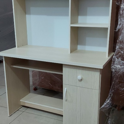 Bàn học sinh màu gỗ sồi Juno Sofa ngang 1m x cao 1m55 x sâu 45 cm