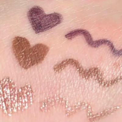 Bút Kẻ Mắt Nước Ngọc Trai Màu Xám Be Mực Siêu Bền Lấp Lánh Toả Sáng Đầy Trang Nhã Kissme Heroine Make