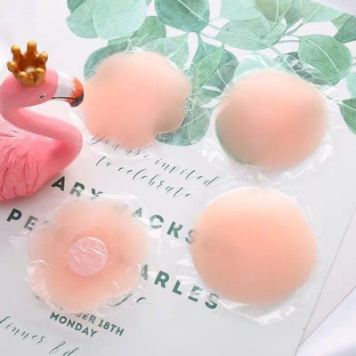 Hộp 4 Cặp Dán Ngực Cực Chắc Sử Dụng Nhiều Lần