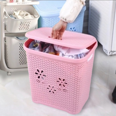 Giỏ nhựa có nắp đựng quần áo 