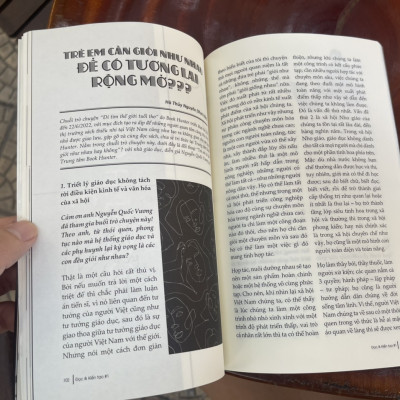 (Ấn bản kỷ niệm 11 năm Book Hunter) Chuyên đề Đọc & Kiến tạo #1: GÕ CỬA TƯƠNG LAI - Hà Thủy Nguyên chủ biên – Lyceum – Nxb Phụ Nữ (Bìa mềm) 