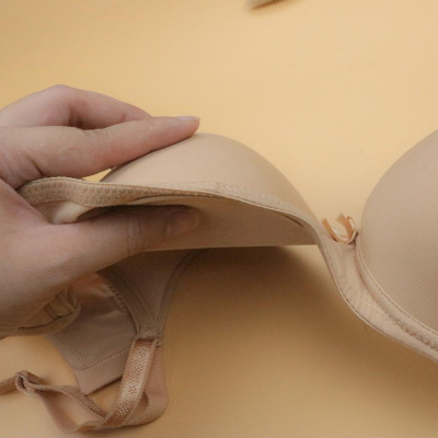 Áo Lót Không Gọng 3 Móc LUPERI LU3AL857 Quả Trơn Dây Lưng To Đệm Mút Dày Có Lớp Lưới Tạo Thông Thoáng Và Nâng Ngực Tốt