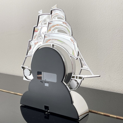 Đồng hồ Rhythm 4RP705WS19 Kt 23.3 x 25.9 x 6.6cm, 370g Vỏ nhựa. Dùng Pin.