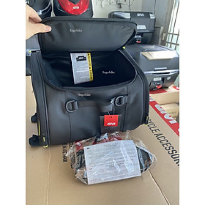 Túi bụng xe givi EA136, túi gắn bụng xăng EA136 dành cho xe ga