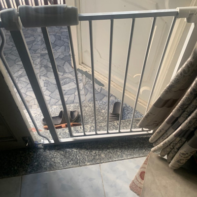 Thanh chắn cửa/ cầu thang Umoo Không cần Khoan đục, hàng nhập khẩu chính hãng, an toàn cho Bé