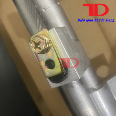 Dàn nóng HBS Model P09205AF cho xe tải Ollin 8 Tấn- Điện Lạnh Thuận Dung