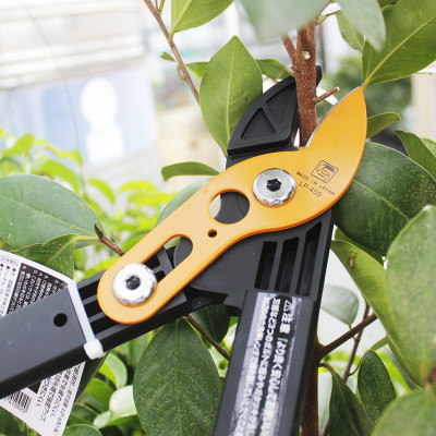 Kéo cắt cành trợ lực cao cấp Nhật Bản Chikamasa LP-450 chiều dài lưỡi 43mm - lưỡi thép carbon chất lượng cao siêu bén - Cắt ngọt, không bám dính, liền sẹo nhanh