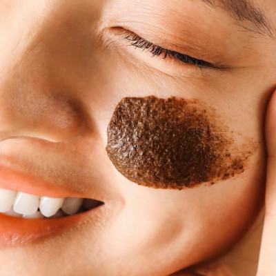 Tẩy Tế Bào Chết Da Mặt Dưỡng Da Trắng Mịn SHCI Coffee Face Polish (Tuýp 135 G)