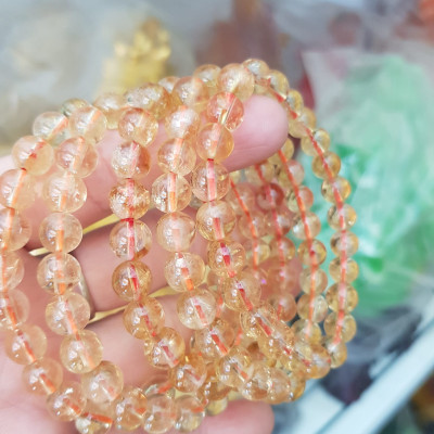 Vòng đá thạch anh tóc vàng tự nhiên  Màu vàng nhẹ nhàng Nữ mệnh kim, Thổ thủy  Vòng size 8mm ạ