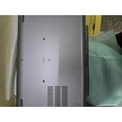 Vỏ mặt D D..e..l..l latitude 5550 Zin hãng 99% hình thức đẹp