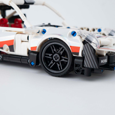 Đồ Chơi Lắp Ráp Xe Thể Thao Chạy Đà Siêu Tốc - Super Speed Pullback Sports Car - Toys&Joys 3303 (540 Mảnh Ghép)