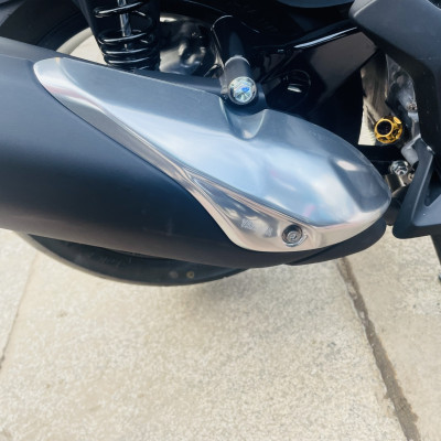 ỐP BẢO VỆ ỐNG XẢ MÀU BẠC NVX 155