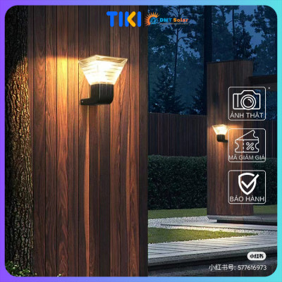 Đèn treo tường vuông kiểu dáng hiện đại năng lượng mặt trời TT35C ánh sáng trắng/vàng