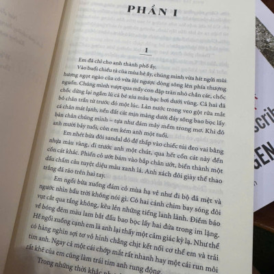 THÀNH PHỐ VÀ NHỮNG BỨC TƯỜNG BẤT ĐỊNH - Haruki Murakami – Nhã Nam Books