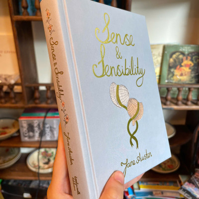 Sách - Sense and Sensibility by Jane Austen | Classic Romance Novel / Ngoại văn Kinh điển - Bìa cứng