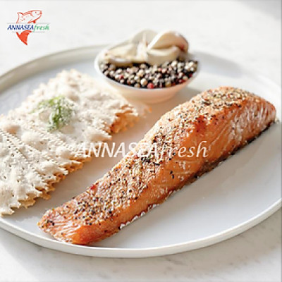 Cá hồi xông khói - vị tỏi & tiêu đen