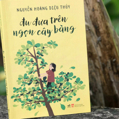 Đu Đưa Trên Ngọn Cây Bàng