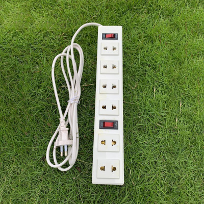 Ổ cắm Điện Quang ĐQ 001A-01 (6 lỗ 2 chấu) - Năm SX 2014, 2015 - Bảo hành 12 tháng