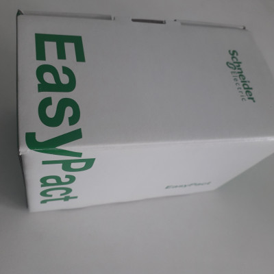 Cầu dao EZC100N3025 Schneider MCCB 3P 25A 15kA 415V