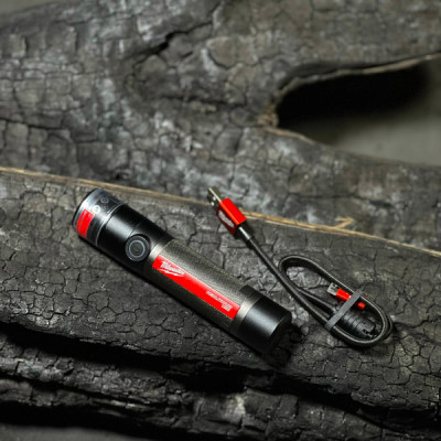 COMBO AN TOÀN ĐAI ĐEO ĐỒ NGHỀ MILWAUKEE 48-22-8110 VÀ ĐÈN PIN LED CẦM TAY MILWAUKEE L4FMLED - 301 - HÀNG CHÍNH HÃNG