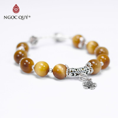 Vòng tay đá mắt hổ vàng tâm phối charm hoa bạc size hạt 10mm mệnh thổ , kim - Ngọc Quý Gemstones