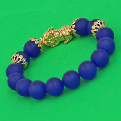 Vòng đeo tay Thạch Anh Xanh Dương mờ 12 ly - cẩn Tỳ Hưu Phong Thủy inox vàng VTAXDMTHBKV12