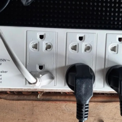 Ổ cắm Panasonic WCHG2836 3500W 6 ổ cắm 3 chấu, dây dài 3M (tặng phích chuyển MPE AD1) - Hàng chính hãng