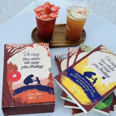 Bộ Sách - Vô Cùng Tàn Nhẫn , Vô Cùng Yêu Thương ( Bản đặc biệt - Trạm Đọc phân phối )