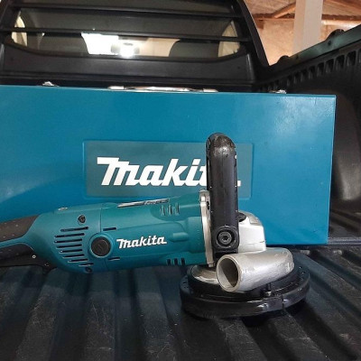 MÁY BÀO BÊ TÔNG 125MM 1400W MAKITA PC5000C - HÀNG CHÍNH HÃNG