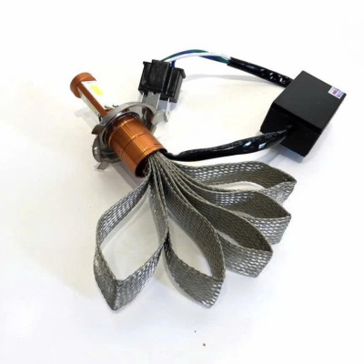 Đèn Pha LED 3 Tim Đuôi Công Siêu Sáng: Lựa Chọn Hoàn Hảo Cho Xe Máy và Ô Tô Hàng Cao Cấp