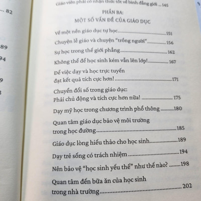 Con em chúng ta học gì trong nhà trường? - Nguyễn Minh Hải