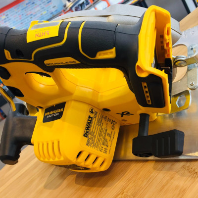 MÁY CƯA PIN CẦM TAY 18V 184MM DEWALT DCS570N-KR- HÀNG CHÍNH HÃNG