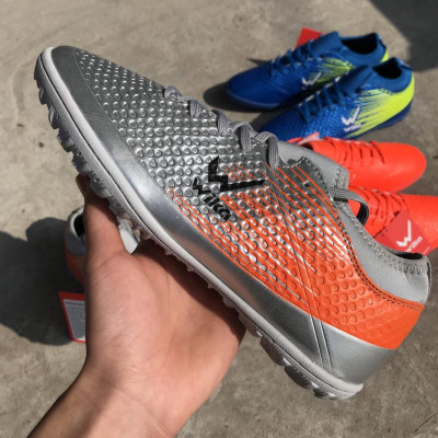 Nóng Nóng bộ đôi giày đá banh đá bóng cao cấp mẫu giày đá banh sân cỏ nhân tạo 2022