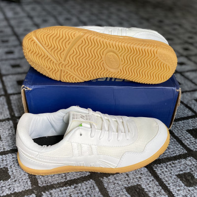 Giày bóng bàn, cầu lông Nagaki