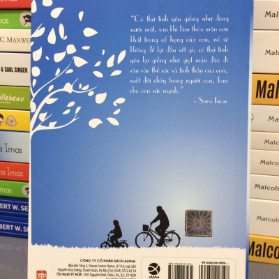 Vô Cùng Tàn Nhẫn Vô Cùng Yêu Thương (Tái Bản 2021)