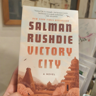 Sách - Victory City by Salman Rushdie - New York Times Bestseller | Fantasy / Historical Fiction
