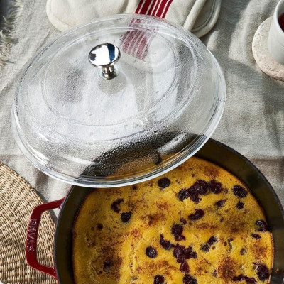 CHẢO GANG STAUB 24CM CÓ NẮP KÍNH MẦU ĐỎ hàng chính hãng