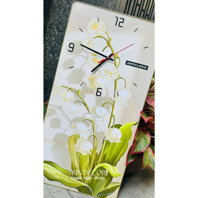 (ẢNH CHỤP) Tranh đồng hồ tráng gương hoa linh lan bo viền vàng kèm đinh và pin