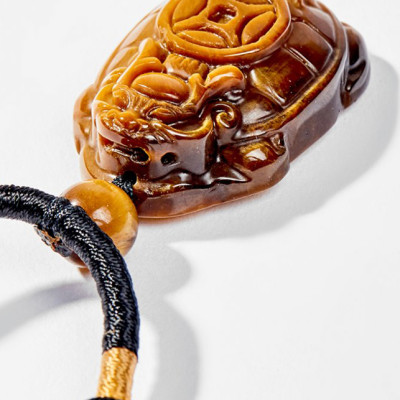 Mặt Dây Chuyền Phong Thủy Đá Mắt Hổ Vàng Nâu Long Quy Mệnh Thổ, Kim Ngọc Quý Gemstones