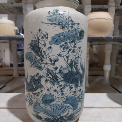 Bình hoa men rạn vẽ sen cá gốm Gia Hưng Bát Tràng