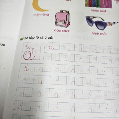 Bộ sách 4 cuốn: Bé làm quen và tập tô chữ cái, chữ số (Dành cho bé chuẩn bị vào lớp 1)