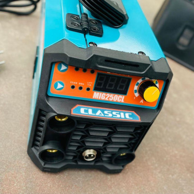 MÁY HÀN MIG 3 CHỨC NĂNG CLASSIC MIG250CL (HÀN MIG CÓ KHÍ/ KHÔNG KHÍ/ HÀN QUE) - HÀNG CHÍNH HÃNG