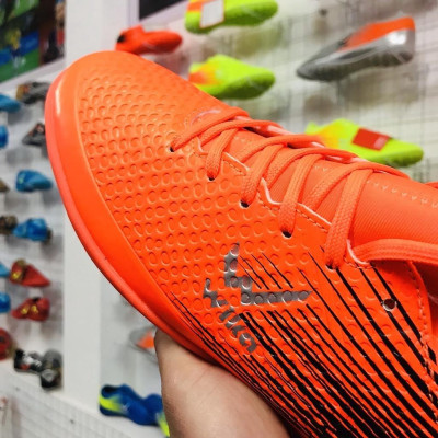 Mẫu giày thể thao đá banh cao cấp WkIIIIia Flash Cam