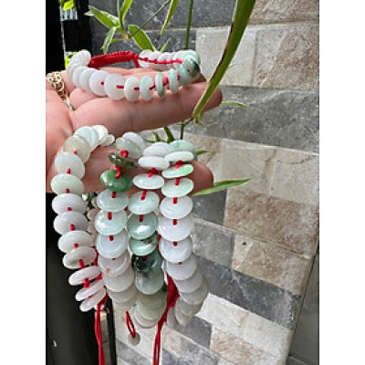 Vòng Tay Dây Đỏ Đồng Tiền Điếu Đá Cẩm Thạch Trắng Xanh Nhẹ Bóng Đẹp Nữ đeo tay may mắn xinh xắn tài lộc phù hợp cho những ai yêu thích sự đơn giản mà vẫn sang trọng ạ